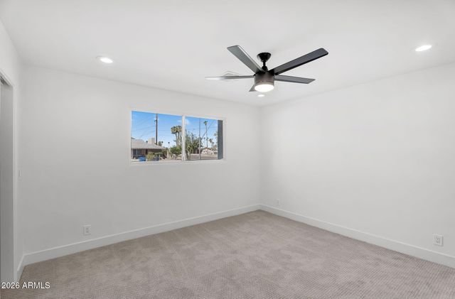 1559 N Upland Circle, Mesa, AZ 85201