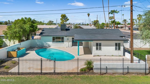 1559 N Upland Circle, Mesa, AZ 85201