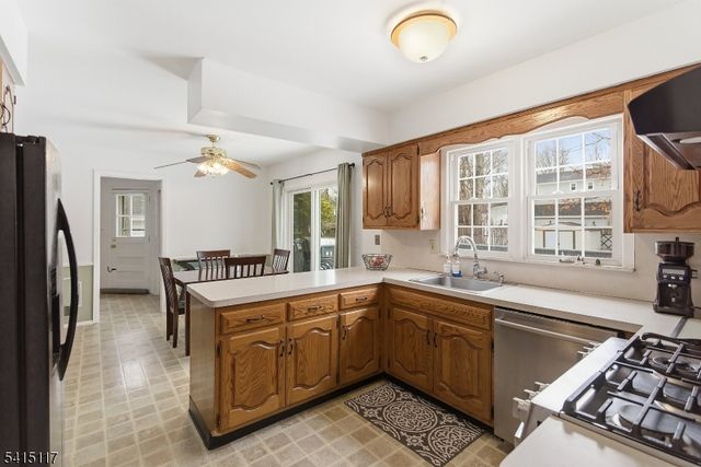 89 Central Ave, East Brunswick Twp., NJ 08816