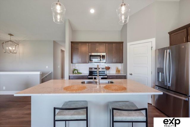 7345 N 10th Street, Lincoln, NE 68521