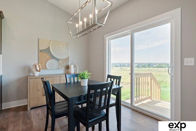 7345 N 10th Street, Lincoln, NE 68521