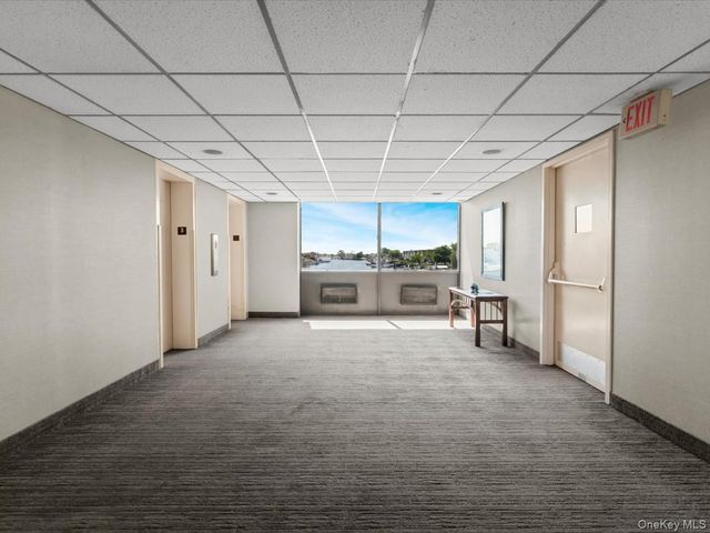 31 Casino Street 3J, Freeport, NY 11520