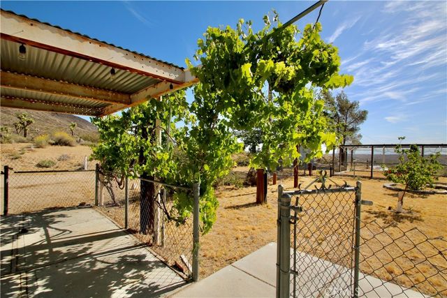 55190 Pipes Canyon, Yucca Valley, CA 92284