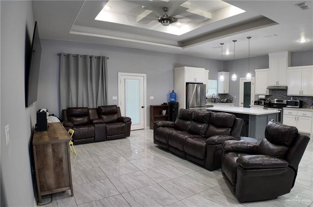 24096 Brownstone W Circle, Harlingen, TX 78552