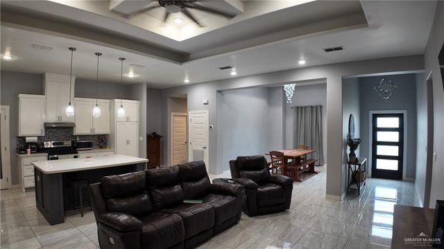 24096 Brownstone W Circle, Harlingen, TX 78552