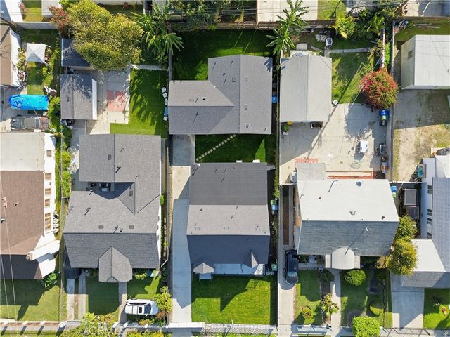 1106 W 74th Street, Los Angeles, CA 90044