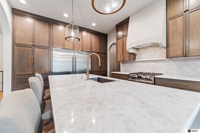 711 Yearling Court, Lincoln, NE 68520
