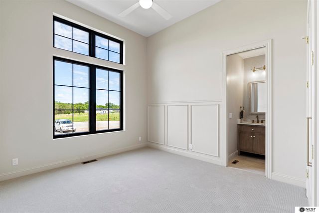 711 Yearling Court, Lincoln, NE 68520