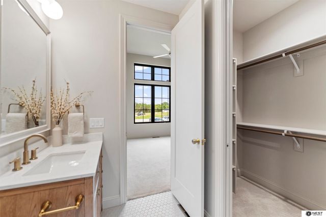 711 Yearling Court, Lincoln, NE 68520