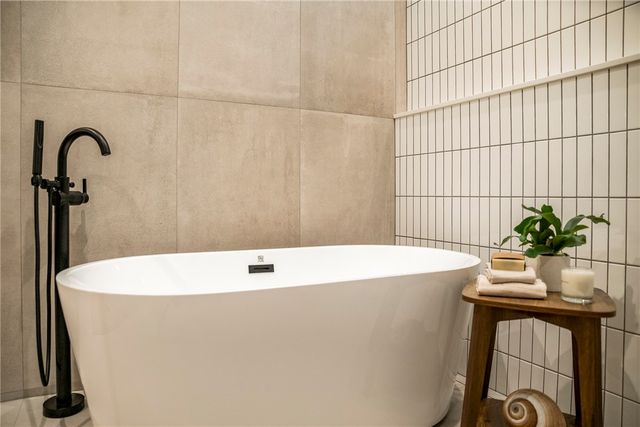 951 NW C Street, Bentonville, AR 72712