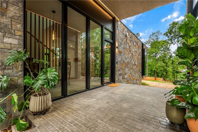 951 NW C Street, Bentonville, AR 72712