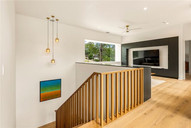 951 NW C Street, Bentonville, AR 72712