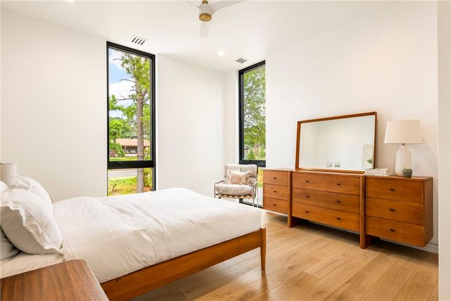 951 NW C Street, Bentonville, AR 72712