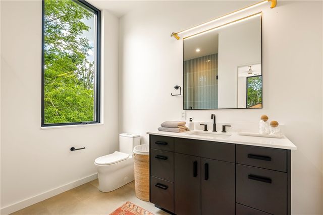 951 NW C Street, Bentonville, AR 72712