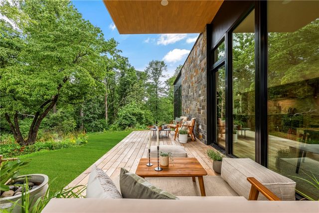 951 NW C Street, Bentonville, AR 72712