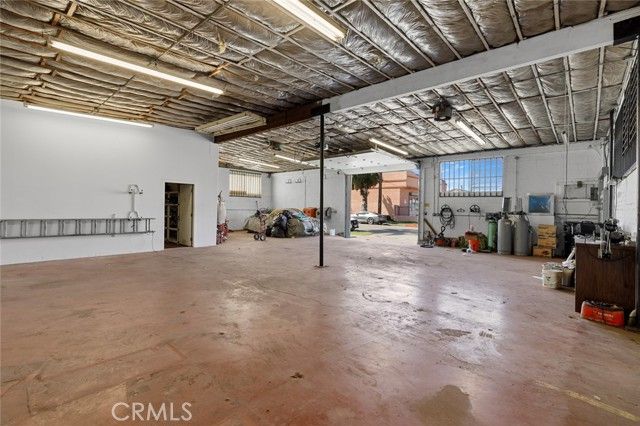 1900 E Anaheim, Long Beach, CA 90813