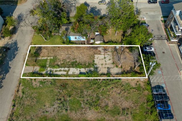 2832 Weisenberger Street, Fort Worth, TX 76107