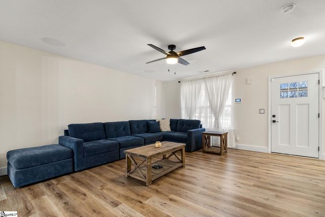 106 Mcbrie Lane, Pendleton, SC 29670