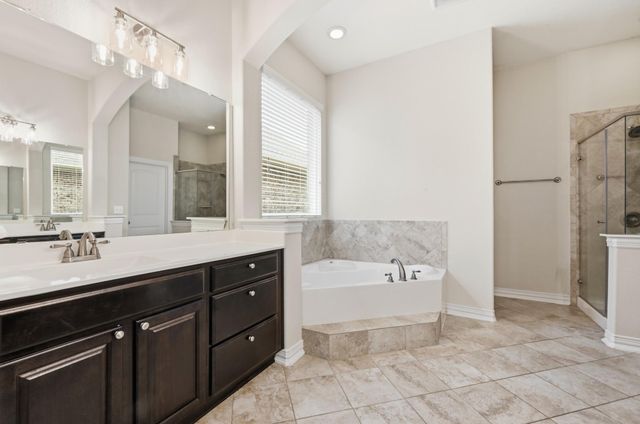 344 Betony LOOP, Buda, TX 78610