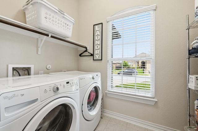 344 Betony LOOP, Buda, TX 78610
