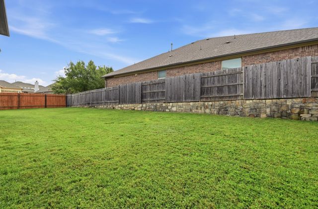 344 Betony LOOP, Buda, TX 78610