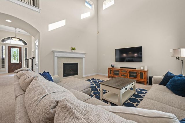 344 Betony LOOP, Buda, TX 78610