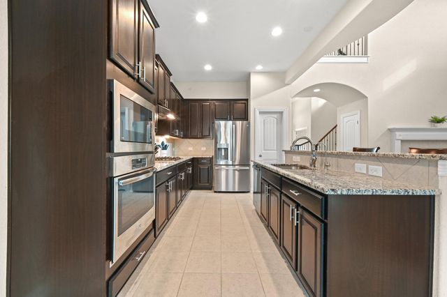 344 Betony LOOP, Buda, TX 78610
