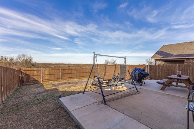 2009 Whispering Hills Drive, Forney, TX 75126