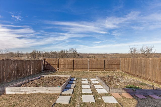 2009 Whispering Hills Drive, Forney, TX 75126