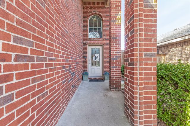 2009 Whispering Hills Drive, Forney, TX 75126