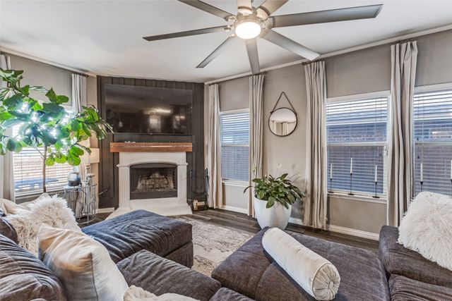 2009 Whispering Hills Drive, Forney, TX 75126