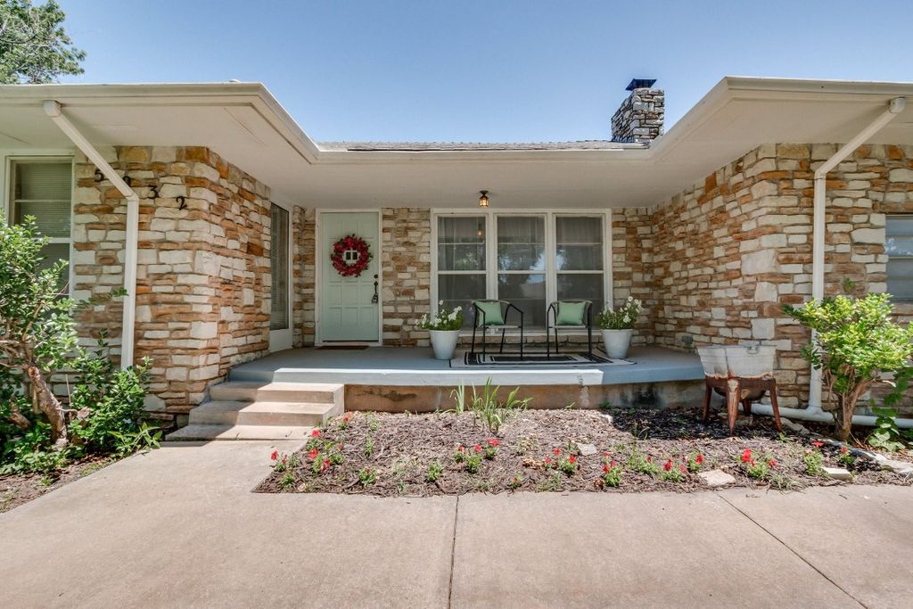 5932 N Grove Avenue, Oklahoma City, OK 73122