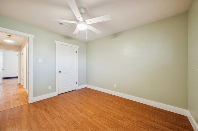 2824 Meadow Brook Court, League City, TX 77573