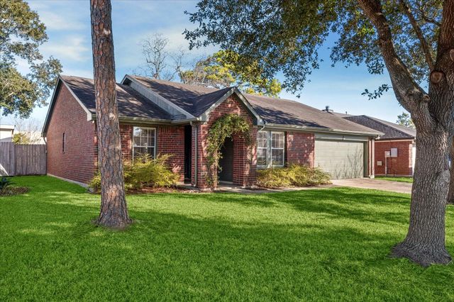 2824 Meadow Brook Court, League City, TX 77573