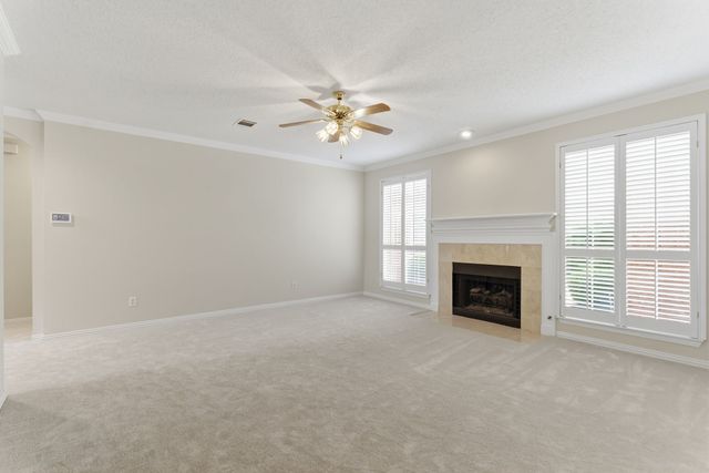 6100 Brookhollow Drive, Plano, TX 75093