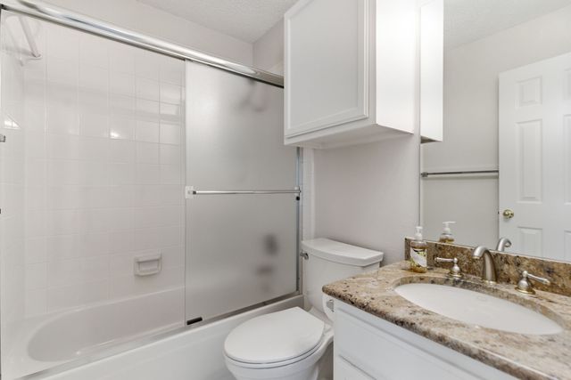 6100 Brookhollow Drive, Plano, TX 75093