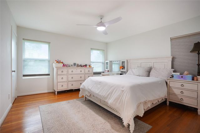 5643 Terwilliger Way, Houston, TX 77056
