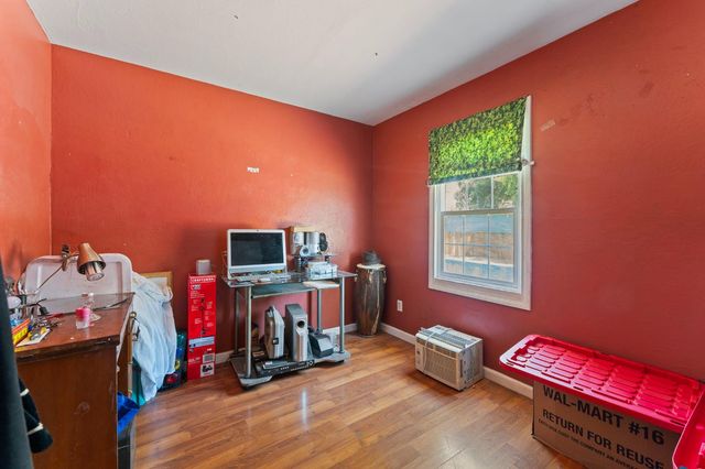 2102 N Funston, Stockton, CA 95205