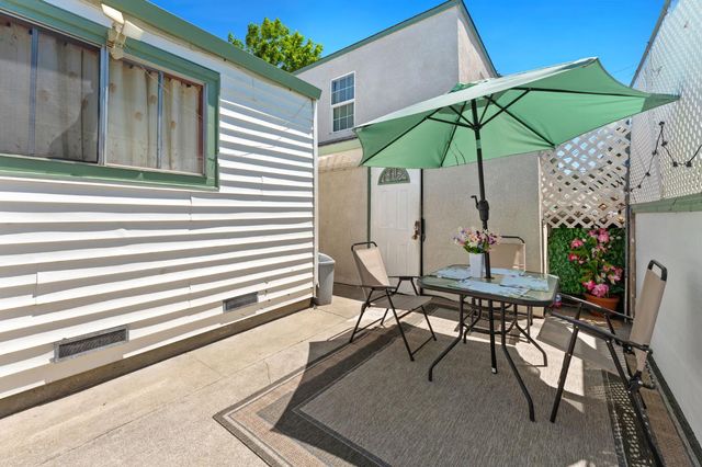 2102 N Funston, Stockton, CA 95205