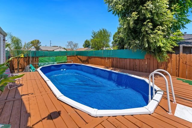 2102 N Funston, Stockton, CA 95205