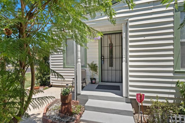 2102 N Funston, Stockton, CA 95205