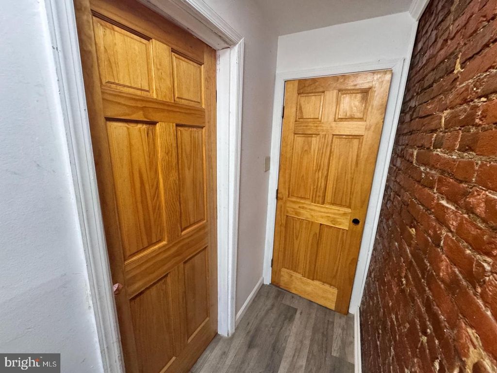 2050 REED ST, PHILADELPHIA, PA 19146 — photo 4
