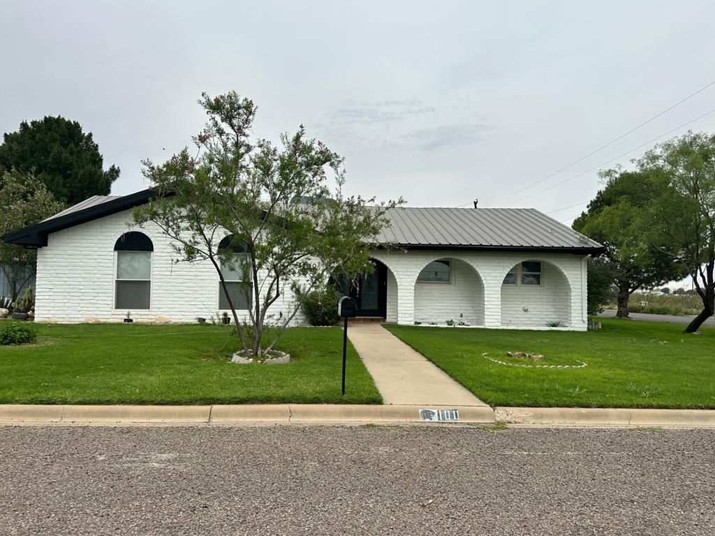 100 S Mendel, Fort Stockton, TX 79735