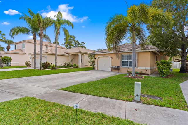 121 Prestige Drive, Royal Palm Beach, FL 33411