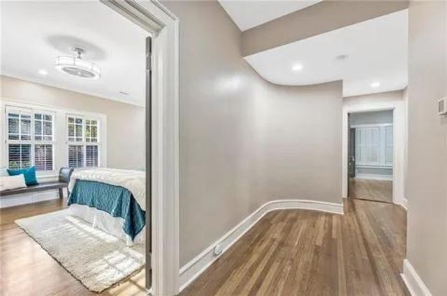 1074 Oakdale NE Road, Atlanta, GA 30307