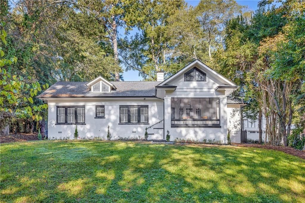 1074 Oakdale NE Road, Atlanta, GA 30307