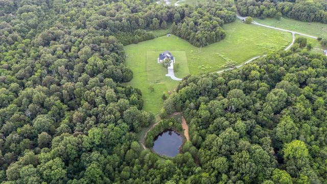 1851 Warner Bridge Rd, Shelbyville, TN 37160