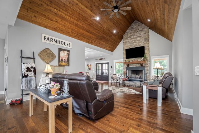 1851 Warner Bridge Rd, Shelbyville, TN 37160