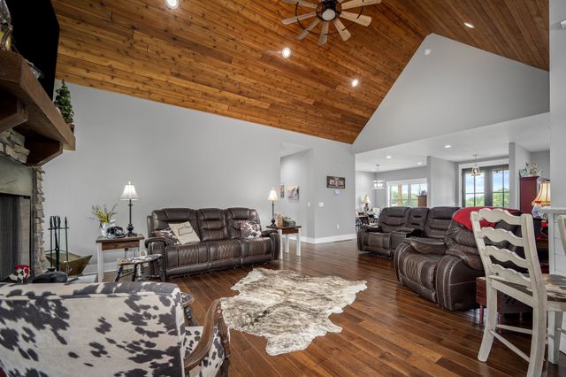 1851 Warner Bridge Rd, Shelbyville, TN 37160