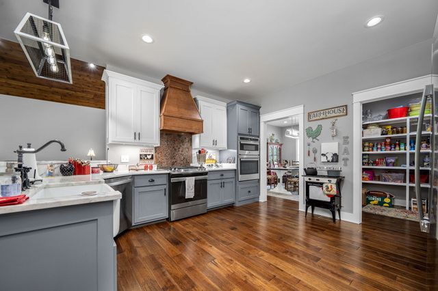 1851 Warner Bridge Rd, Shelbyville, TN 37160